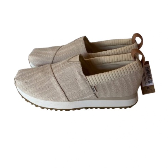 Women’s Tom’s Alpargata Sneaker - Picture 2 of 6